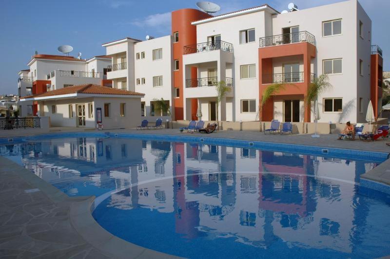 Ifestos Kings Resort Appartment Paphos Eksteriør bilde