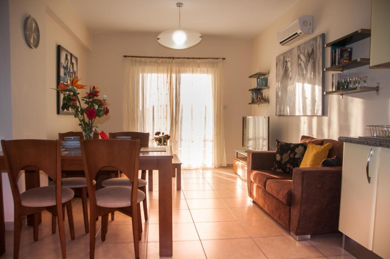 Ifestos Kings Resort Appartment Paphos Eksteriør bilde